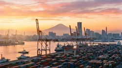 掘金日本！外贸开发终极攻略：清关避坑+客户查找+节日布局，一文通透